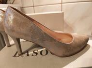 Grajewo ogłoszenia: Sprzedam ,szpilki granatowe , Lasocki , rozmiar 37 ,nowe , obcas 7... - zdjęcie