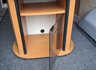 Grajewo ogłoszenia: Praktyczny i funkcjonalny stolik/szafka RTV w kolorze jasnego... - zdjęcie