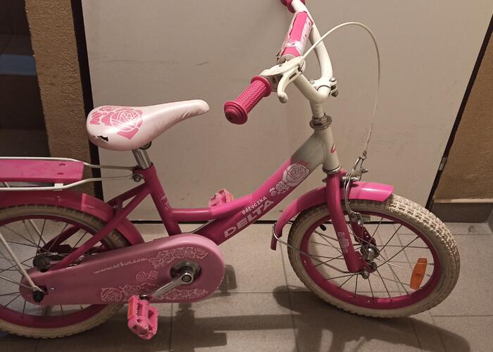 Grajewo ogłoszenia: Sprzedam rower dla dziewczynki  16 cali  w rowerze trzeba wymienić...