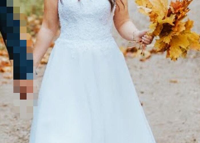 Grajewo ogłoszenia: Sprzedam przepiękną suknie ślubną w kolorze śnieżno-białym....
