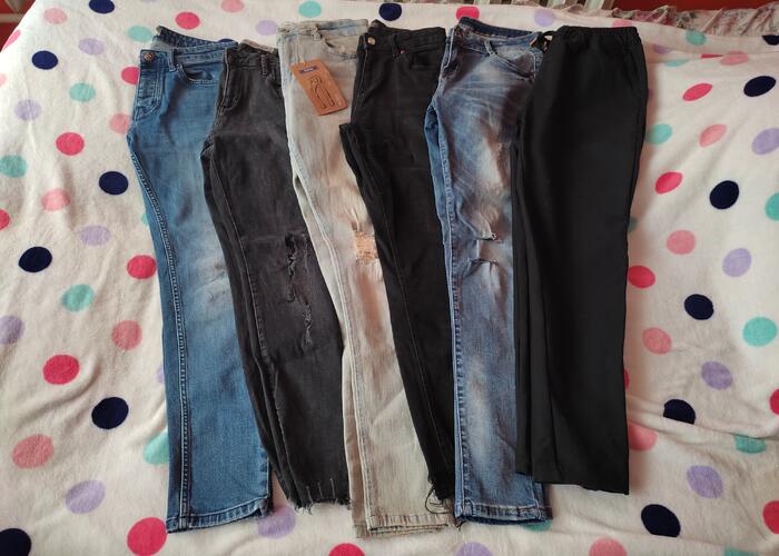Grajewo ogłoszenia: Sprzedam jeansy rurki damskie rozmiar M/L stan idealny, bluzki...