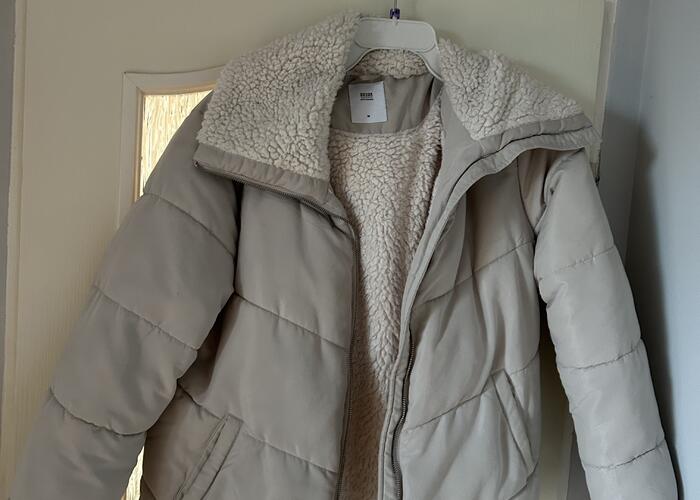 Grajewo ogłoszenia: Witam sprzedam kurtkę damska rozmiar M zimowa . Kurtka jest w...