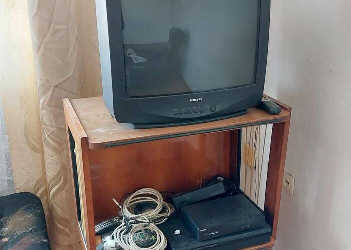 Grajewo ogłoszenia: Oddam stary telewizor, dekodery i inne sprzęty elektroniczne. Na...