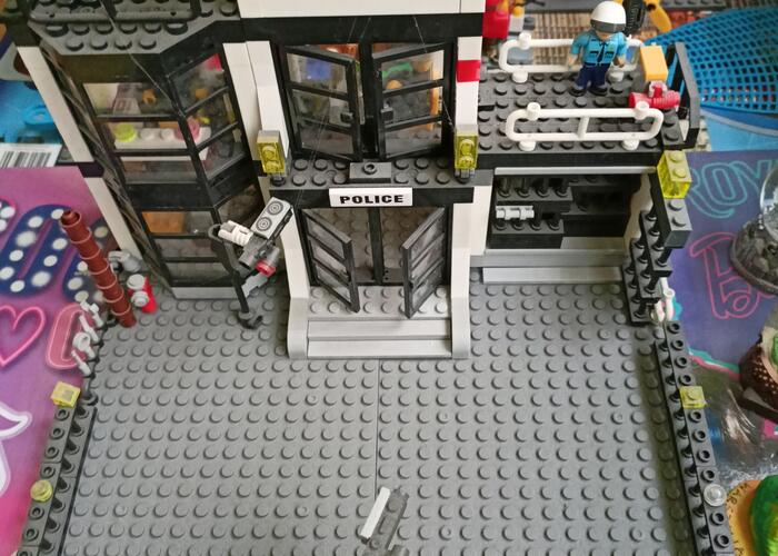 Grajewo ogłoszenia: Sprzedam klocki LEGO stacja policyjna  oraz stacja straży...
