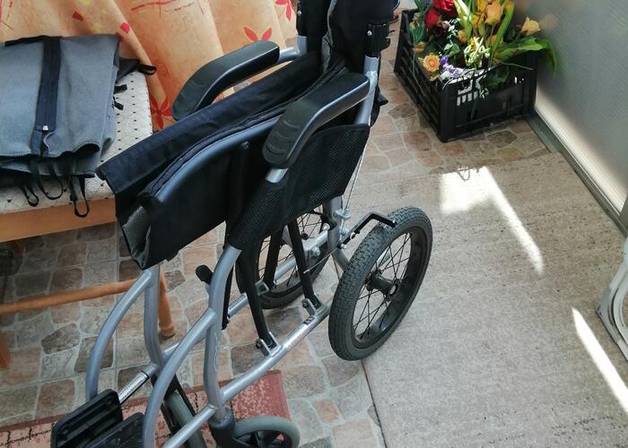 Grajewo ogłoszenia: Sprzedam wózek spacerowy dla osoby staszej lub niepełnosprawnej....