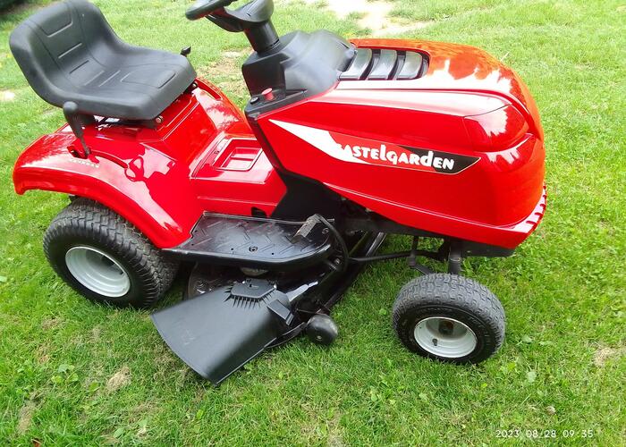 Grajewo ogłoszenia: Piękny traktorek do trawy CastelGarden rok produkcji 2016  od...