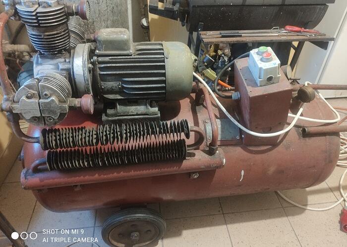 Grajewo ogłoszenia: Sprzedam kompresor 200l, silnik 2,2kW