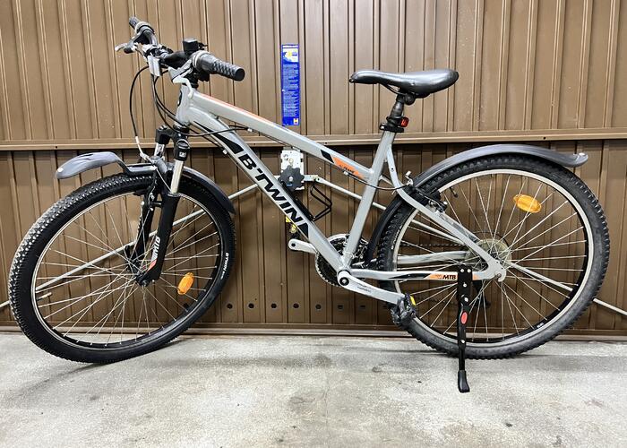 Grajewo ogłoszenia: Dzień dobry, sprzedam zadbany rower B?TWIN na ramie aluminiowej...