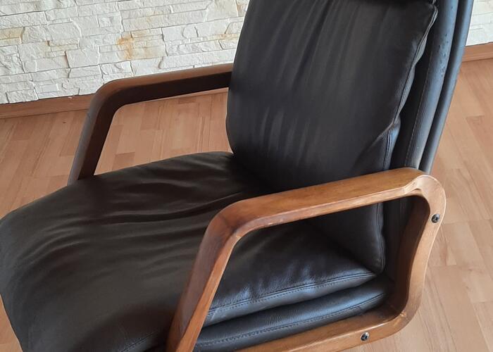 Grajewo ogłoszenia: Sprzedam prawie nowy skórzany fotel obrotowy
Fotel był...