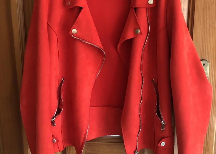 Grajewo ogłoszenia: Sprzedam kurteczkę w kolorze pięknej czerwieni rozmiar 42