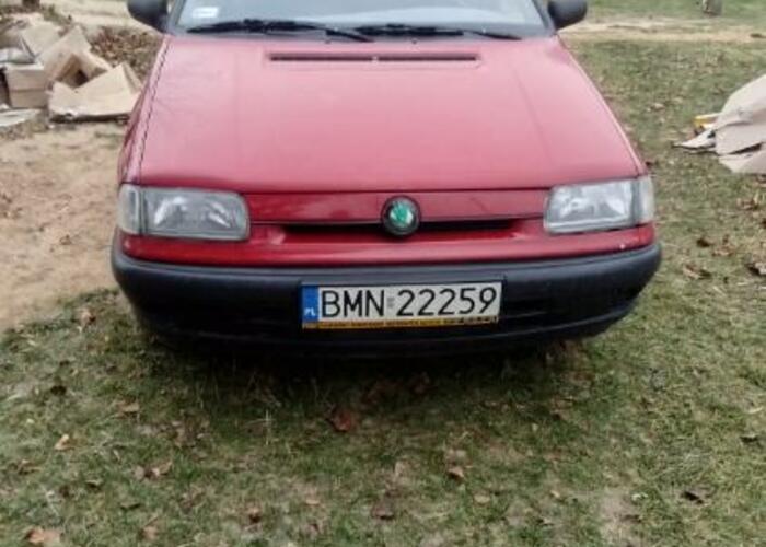 Grajewo ogłoszenia: Sprzedam Skodę 1.3MPI 
Skoda sprawna nic nie stuka nie puka...