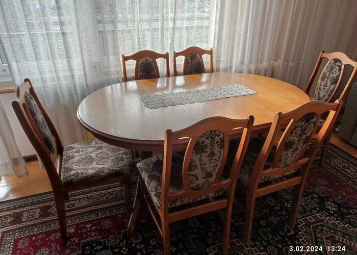 Grajewo ogłoszenia: Duży stół+ sześć krzeseł w dobrym stanie niedrogo sprzedam -...