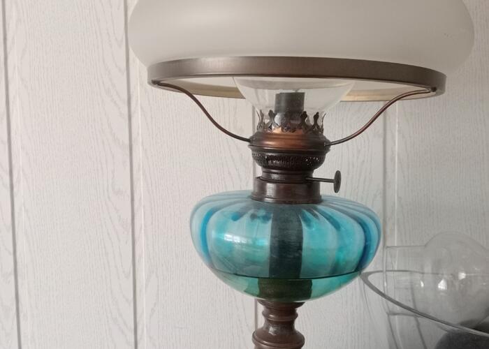 Grajewo ogłoszenia: Śliczna stara francuska lampa naftowa ze szklanym wzorzystym...