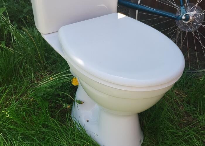 Grajewo ogłoszenia: Mam do sprzedania WC kompakt używany firmy Cersanit + deska