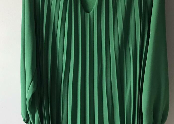 Grajewo ogłoszenia: Sprzedam sukienke piękny kolor zielony tył też plisowany nie...