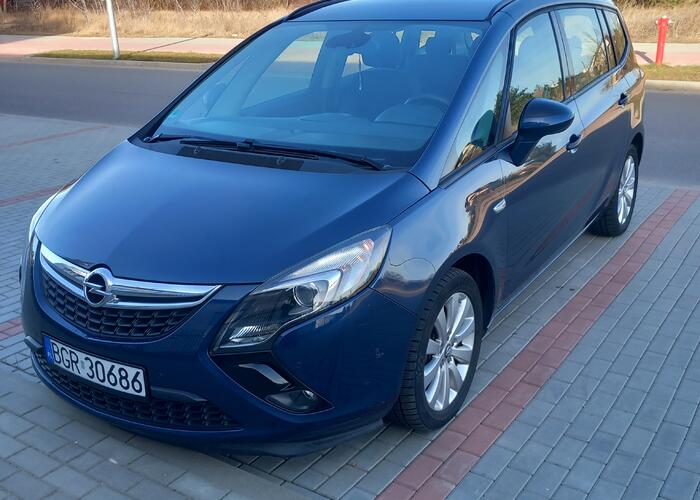 Grajewo ogłoszenia: Sprzedam Opel zafira 1.4 turbo 140km. 2012r  125 tys km