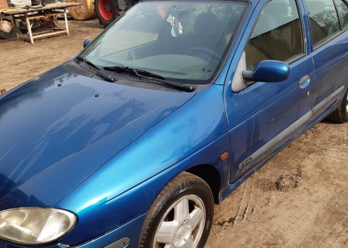 Grajewo ogłoszenia: Sprzedam Renault Megane 1999r, 1.6 benzyna, przebieg 145000km...