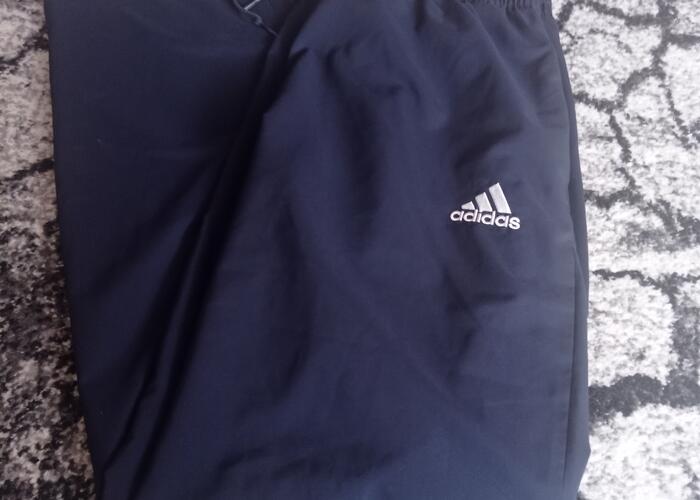 Grajewo ogłoszenia: Sprzedam dresy Adidas Xl w stanie idealnym