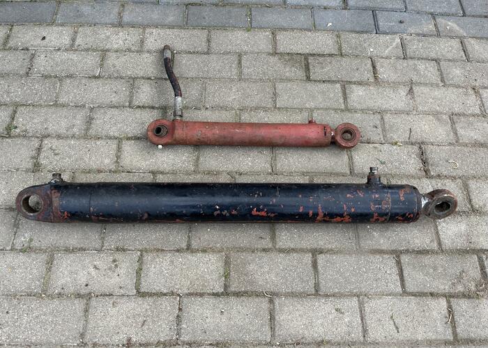 Grajewo ogłoszenia: Sprzedam dwa w pełni działające siłowniki hydrauliczne....