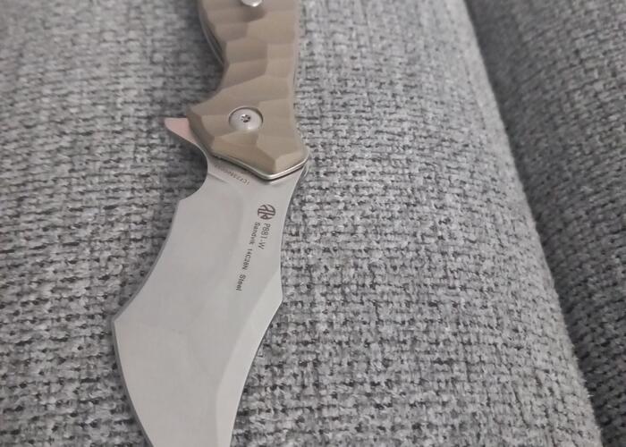 Grajewo ogłoszenia: Sprzedam nowy noz royce karambit 150 zl