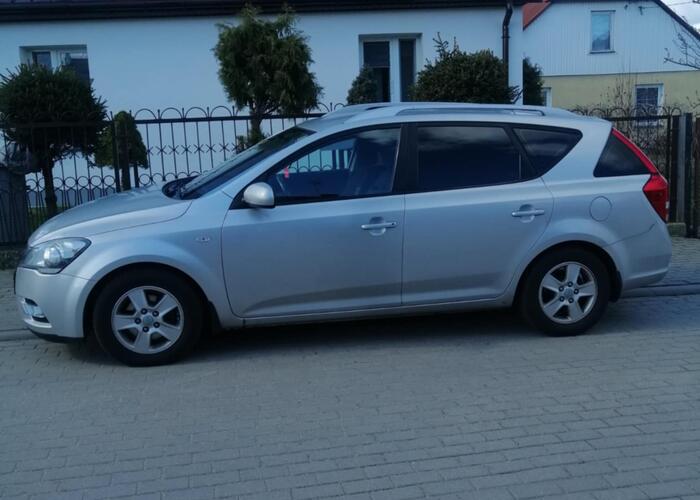 Grajewo ogłoszenia: Sprzedam Kia Ceed. Silnik 1,6 crdi. 116KM. Samochód kupiony w...