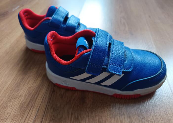 Grajewo ogłoszenia: Sprzedam kilka razy założone adidasy rozmiar 27