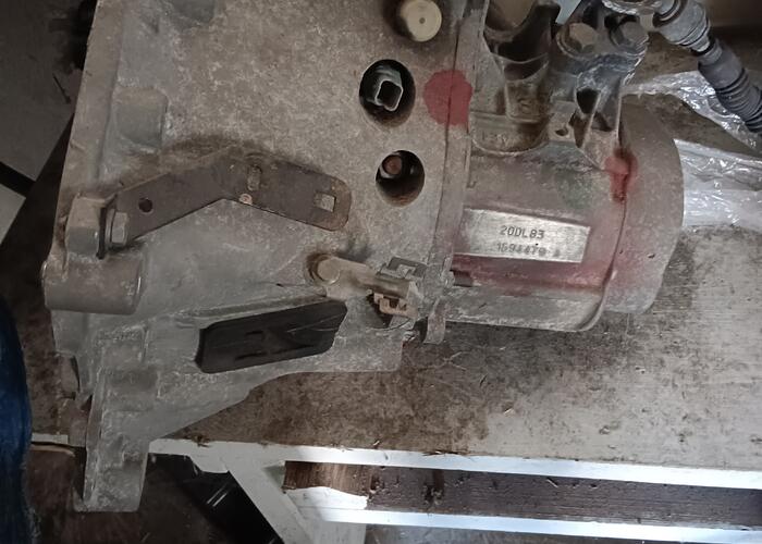 Grajewo ogłoszenia: Skrzynia biegów manualna peugeot 4o6 coupe 2 l benzyna, renault