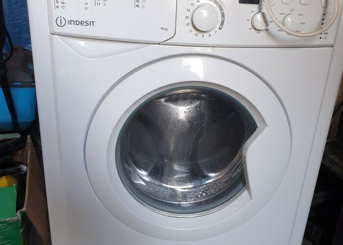 Grajewo ogłoszenia: Sprzedam Pralkę Indesit EWUD 41251W SLIM Idealna do małych...