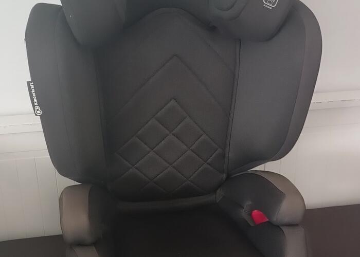 Grajewo ogłoszenia: Sprzedam fotelik Kinder Kraft 15-36kg isofix