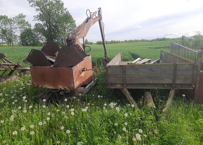 Grajewo ogłoszenia: Sprzedam 
Cyklop 2300zł
Rozrzutnika jednoosiowy 1500zł...