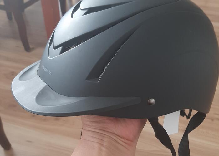 Grajewo ogłoszenia: Sprzedam kask jeździecki rozmiar M 59-55 
Uzywany dwa razy