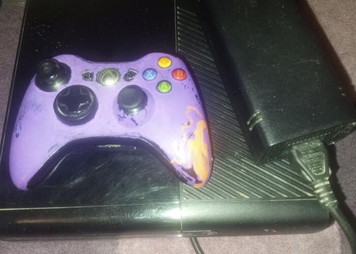 Grajewo ogłoszenia: Witam sprzedam konsole Xbox 360 działa jest wszystko dobrze...