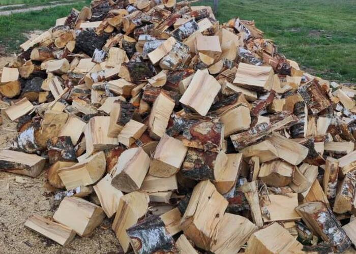Grajewo ogłoszenia: Sprzedam brzozę opałową 
- w pienkach  - 230 zł m3,
-...