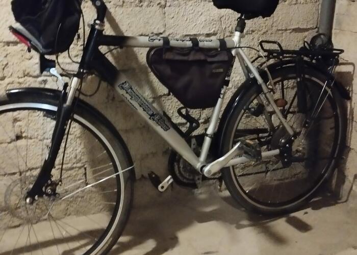 Grajewo ogłoszenia: Sprzedam meski rower. Koła 28, rama aluminiowa,amortyzator z...