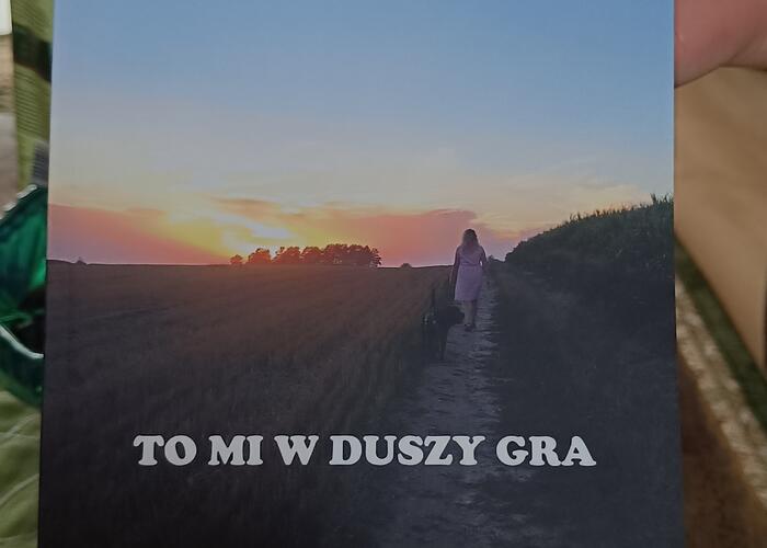 Grajewo ogłoszenia: Sprzedam tomik wierszy mojej małżonki,,To mi w duszy gra 