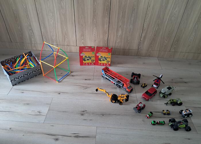 Grajewo ogłoszenia: Sprzedam zabawki:
- puzzle filcowe 2 opakowania - 30 zł
-...