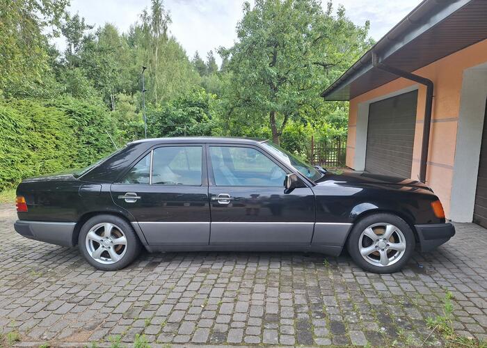 Grajewo ogłoszenia: Sprzedam samochód Mercedes- BENZ W124, rok produkcji 1993. Silnik...