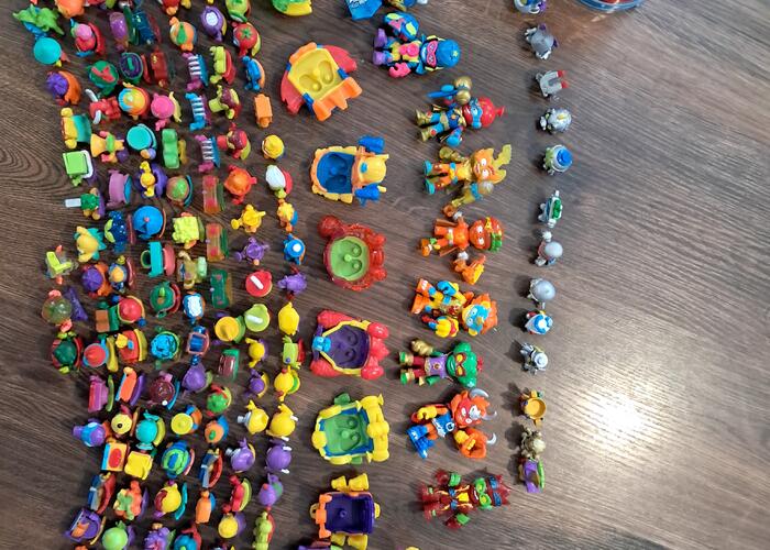 Grajewo ogłoszenia: Sprzedam kolekcje figurek Super things zings. To wszystko...