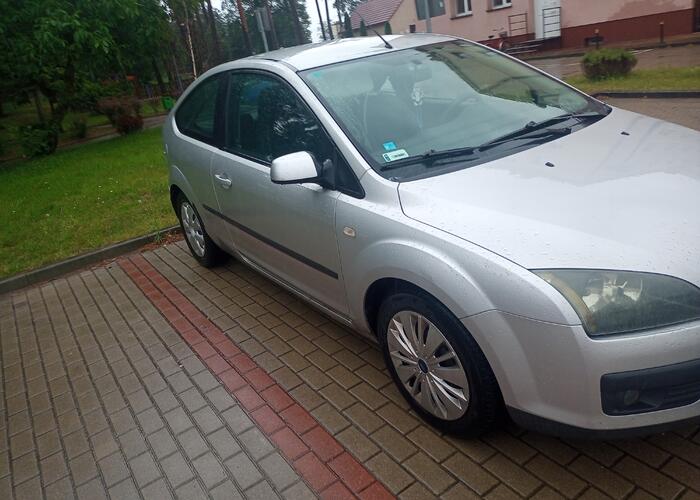 Grajewo ogłoszenia: Sprzedam ford focus w dobrym stanie zero rdzy sprawny po wymianie...