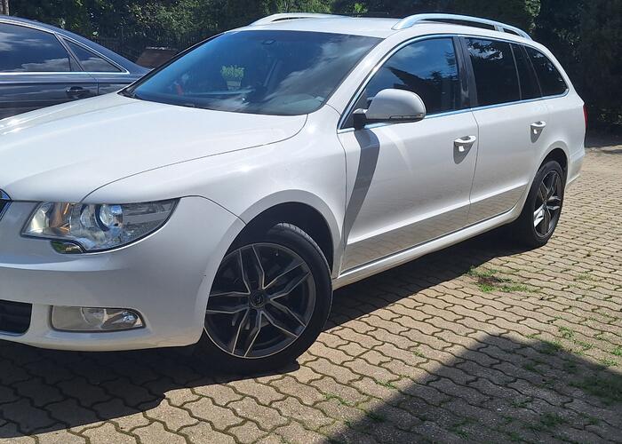 Grajewo ogłoszenia: Witam, przedmiotem sprzedaży jest Skoda Superb II z 2011 roku....