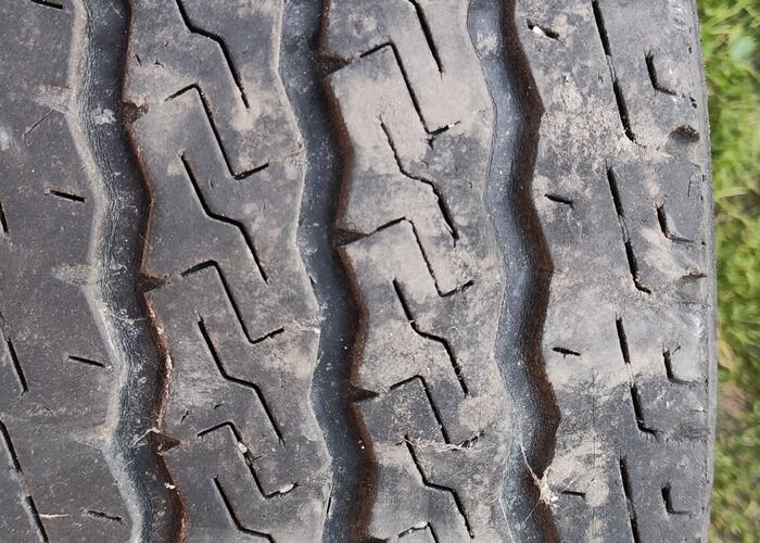Grajewo ogłoszenia: Sprzedam opony rozmiary letnie ;
205/55 R 15 
205/65 R 15 C...