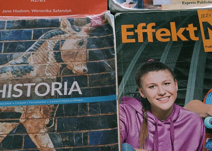Grajewo ogłoszenia: Sprzedam podręczniki do 1 klasy szkoły średniej. Po 10 zł