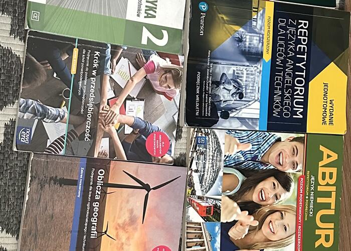 Grajewo ogłoszenia: Sprzedam książki, proszę o kontakt w formie wiadomości SMS,...