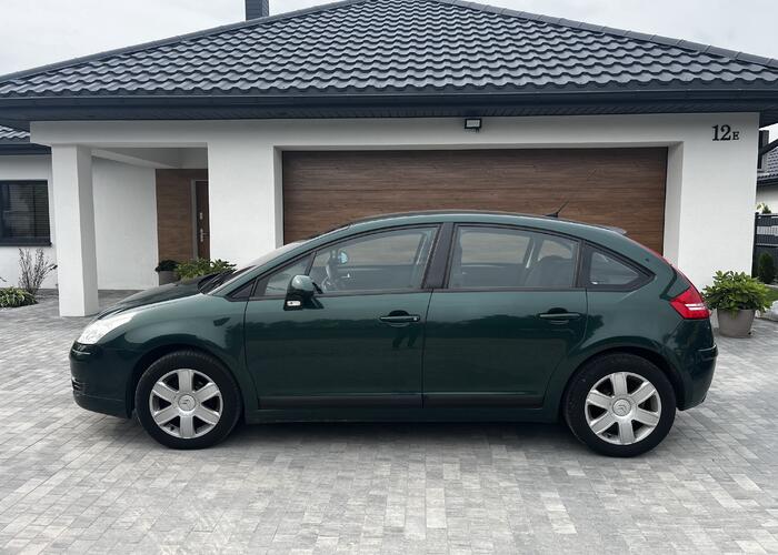 Grajewo ogłoszenia: Sprzedam Citroena C4 -1,6 benzyna 110 KM. w bardzo bogatej wersji....