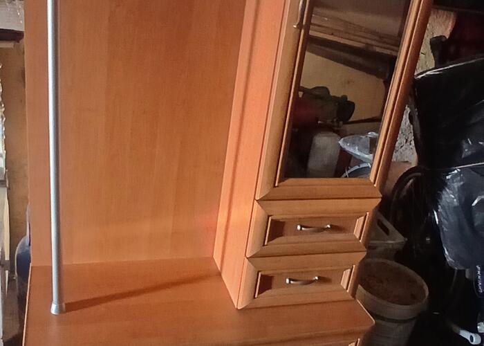 Grajewo ogłoszenia: Sprzedam szafkę z lustrem 100zl