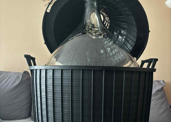 Grajewo ogłoszenia: Sprzedam Balon 54 litry do wina cena 180zl do negocjacji