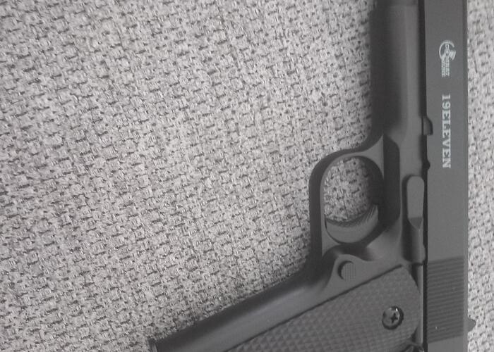 Grajewo ogłoszenia: Sprzedam pistolet na kulki plastikowe polimerowo - metalowy 19...