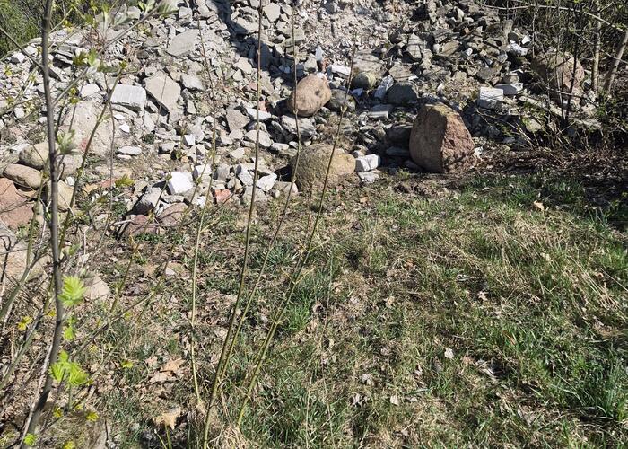 Grajewo ogłoszenia: Oddam gruz i kamien polny na podniesienie lub utwardzenie...