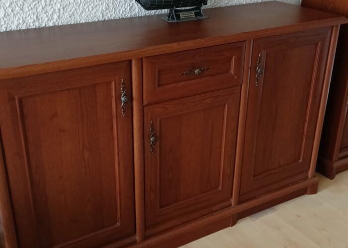 Grajewo ogłoszenia: Sprzedam witrynę i komodę w Ełku, kontakt 607 304 568
