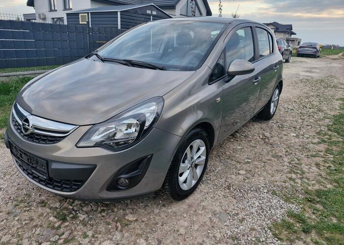 Grajewo ogłoszenia: Sprzedam Opel Corsa D lift 1.2 benzyna, 2014 rok,przebieg 130tyś...